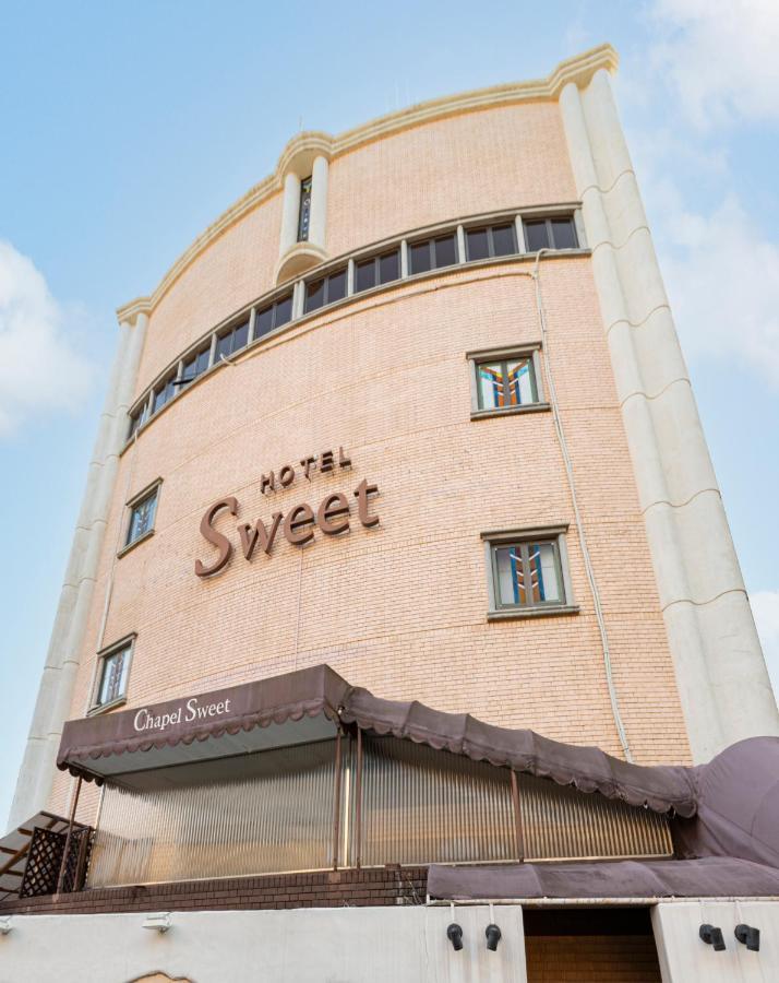 Love hotel Chapel Sweet (adults Only)